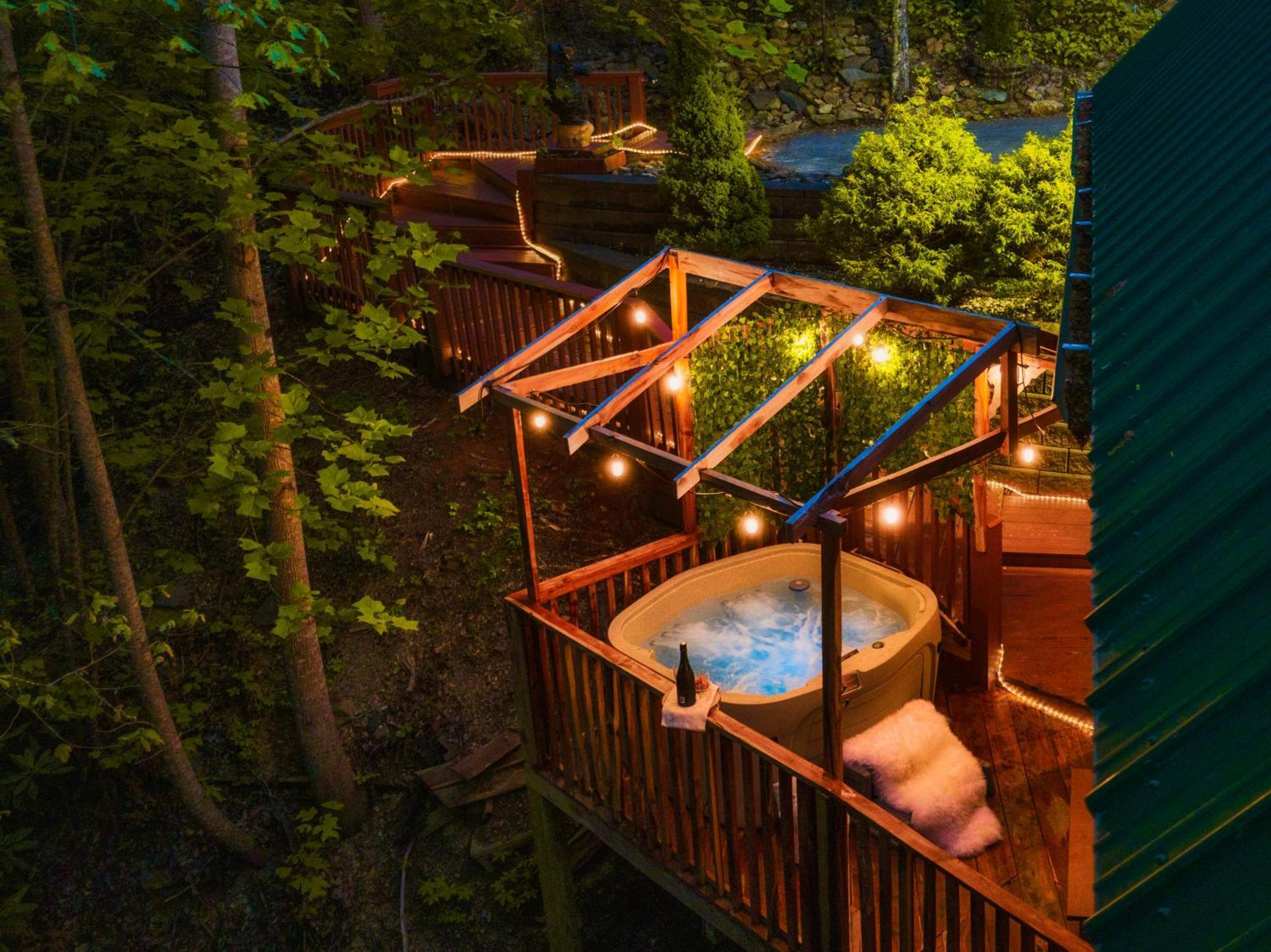 Cabin In A Gated Resort With Seasonal Resort Pool Pigeon Forge Exterior photo